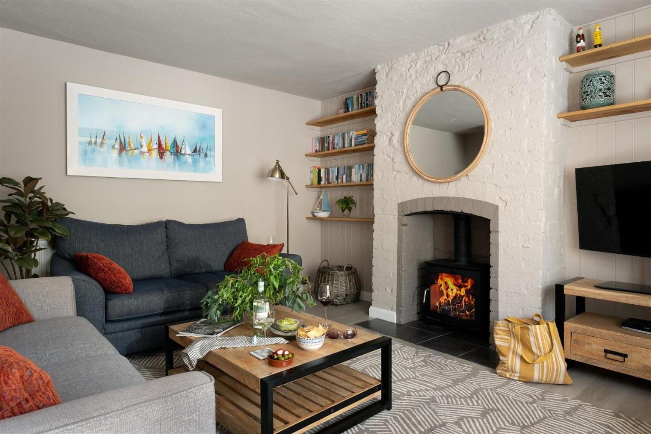 Gulls Rest - Charming Cottage In The Heart Of Historic Dartmouth Exterior photo